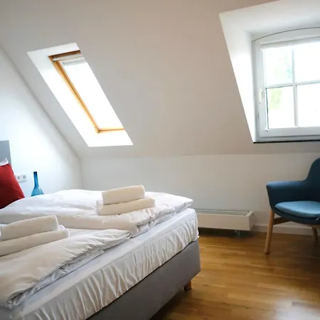 Attraktive- 4 Personen- Waschmaschine-parkplatz Wolfsburg