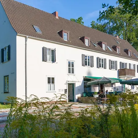 Attraktive- 4 Personen- Waschmaschine-parkplatz Wolfsburg